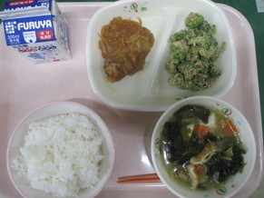 給食