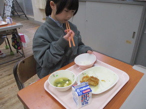 給食