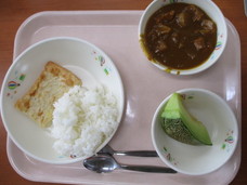 給食