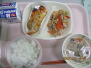 給食