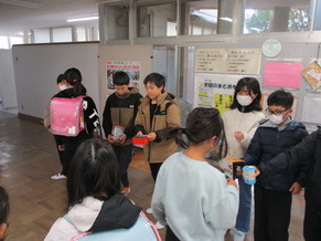 赤い羽根共同募金３