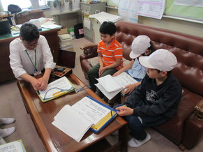 学校探検２