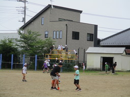 １